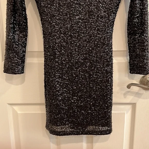 Black Sequins Long Sleeve Dress - Picture 3 of 6